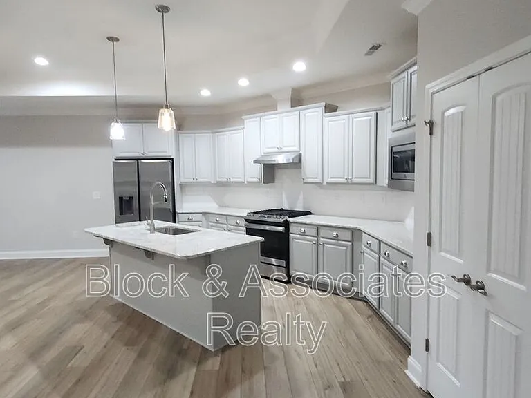 3718 Copper Ct — Photo 5