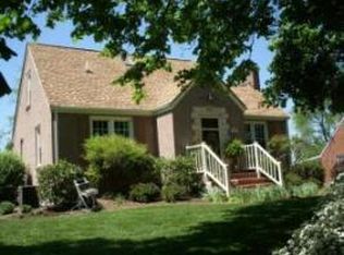 5017 Pleasant Hill Dr, Roanoke, VA 24018