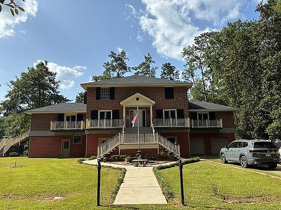 2nd image of 71091 Dee Ln