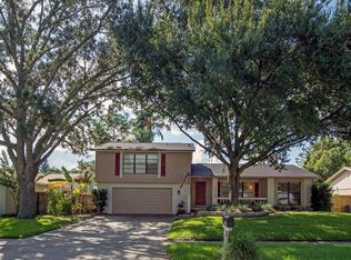 15723 Gardenside Ln, Tampa, FL 33624