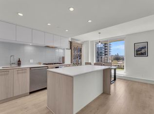 680 Seylynn Cres #405, North Vancouver, BC
