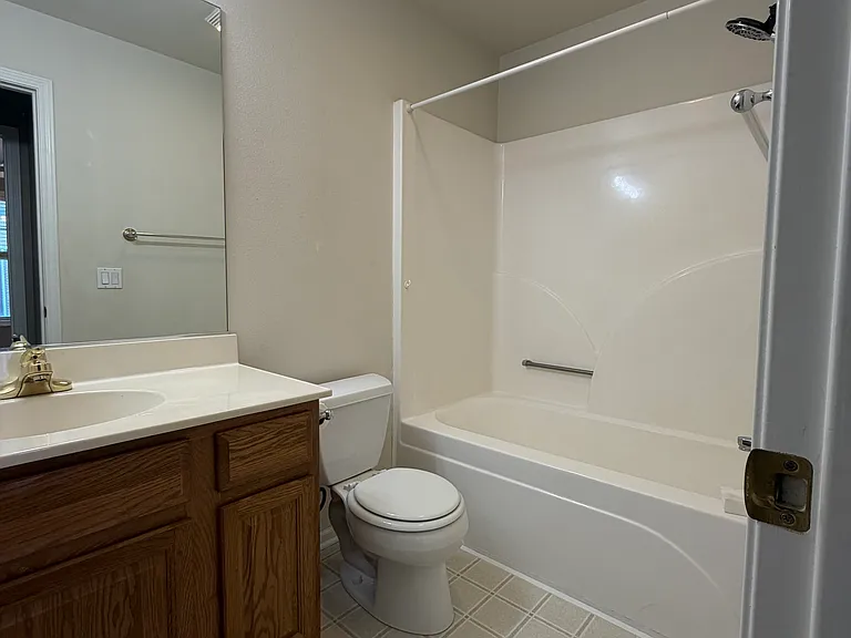 2717 Bristol Dr — Photo 13
