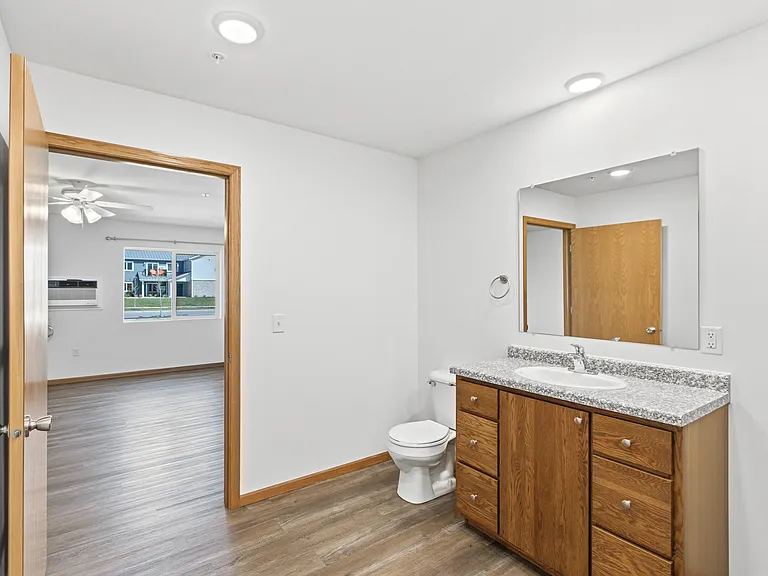 1440-1450 Peterson Dr — Photo 28