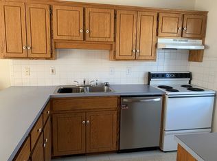 277 Lakeview Dr #104, Madison Heights, VA 24572