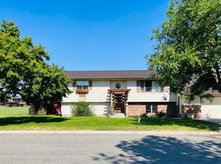 1496 Kodiak Rd, Helena, MT 59602