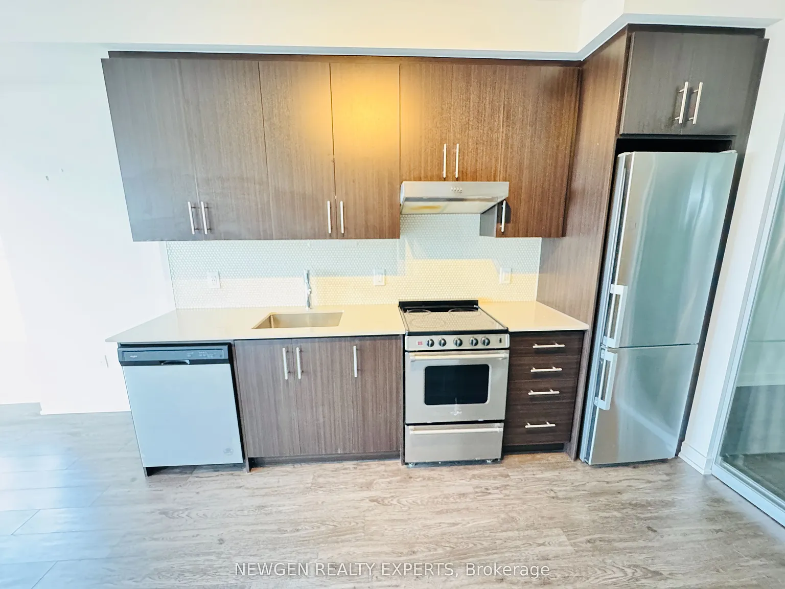 2 bed, $2,199 — Photo 4