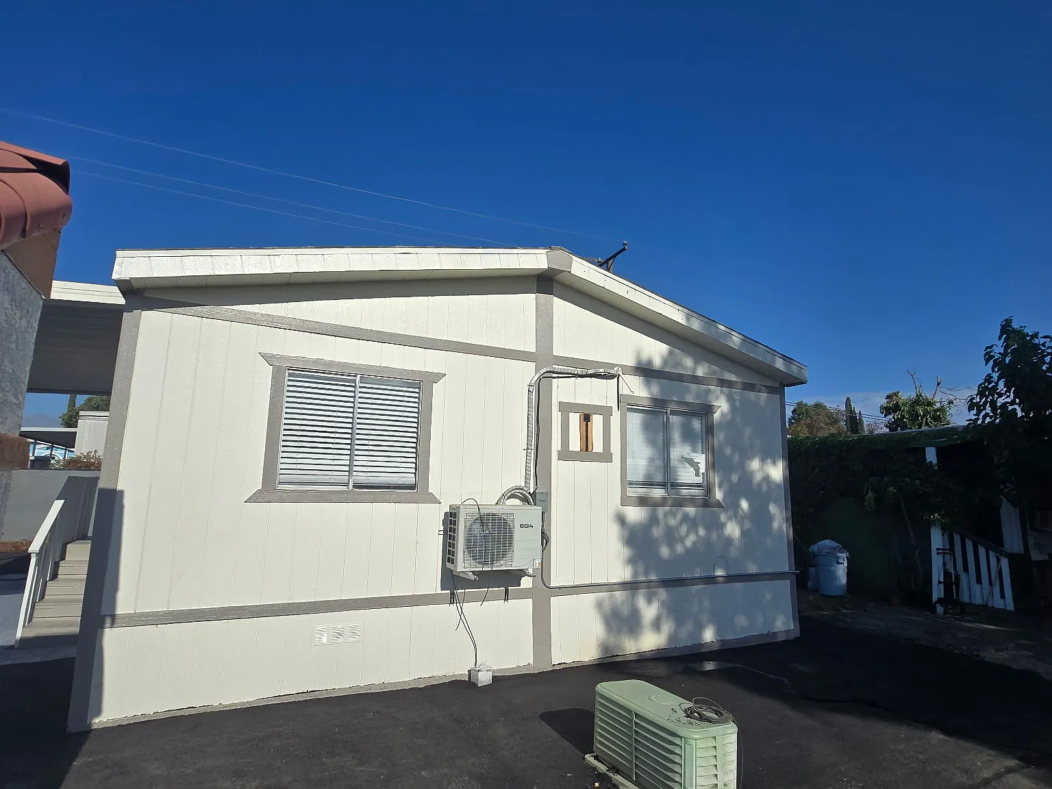 2 bed, 1150 sqft, $2,300 — Photo 3