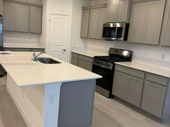 1662 Hoot Owl Holw #1662, Loxahatchee, FL 33470