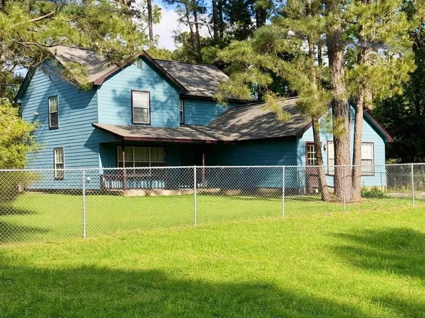 899 Fm 3186, Onalaska, TX 77360