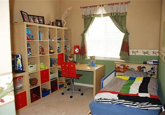 3rd image of 309 Wisteria Ln