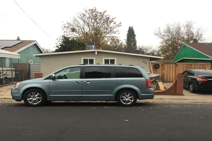 1st image of 920 Sharian St