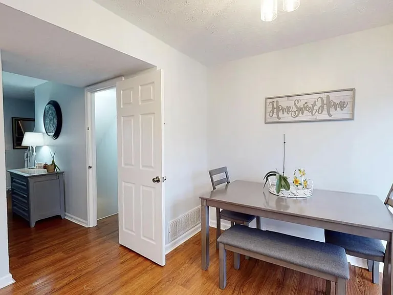 7509 Kingsgate Way — Photo 9