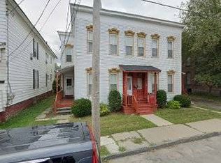30-32 Storrie St #1-L, Amsterdam, NY 12010
