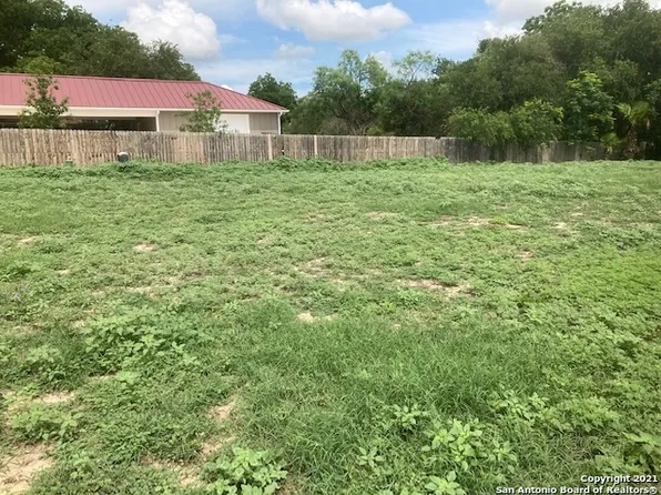 117 Sutton Place-Lot #14 LOT 14, Uvalde, TX 78801