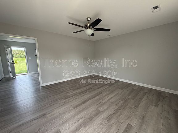 2nd image of 2411 Heath Ln