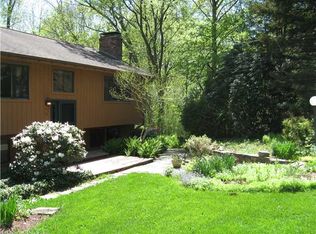 73 Brookwood Rd, Guilford, CT 06437