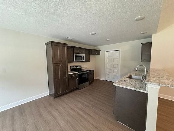 2nd image of 117 Beasley Rd