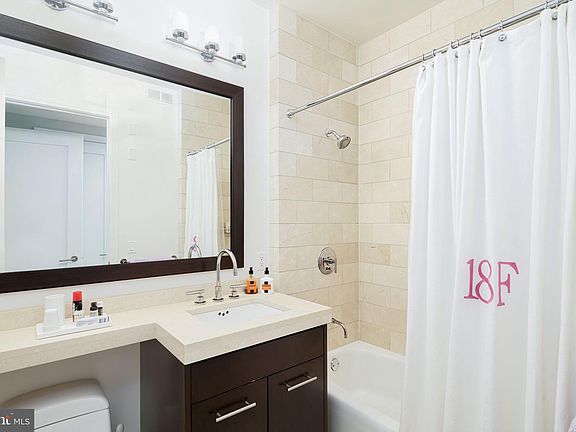 4th image of 1414 S Penn Sq #18F
