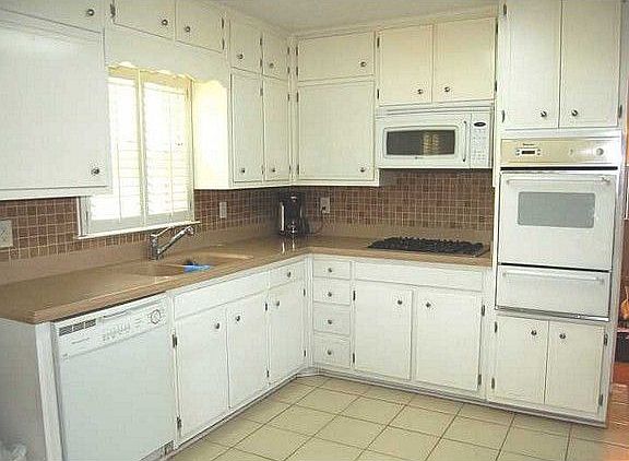 4th image of 2783 Tony Dr