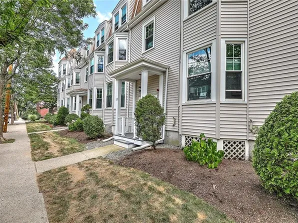 8 Slocum St APT 17, Providence, RI 02909