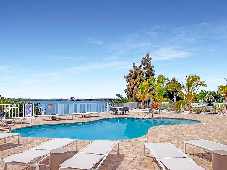 14550 River Beach Dr #303 — Photo 6