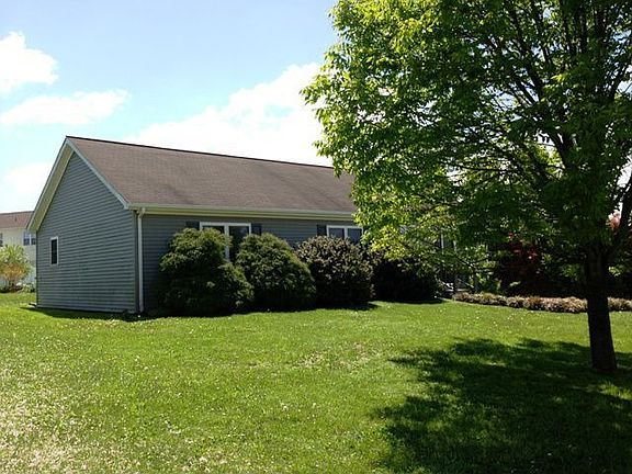 2nd image of 1605 Forelmont St
