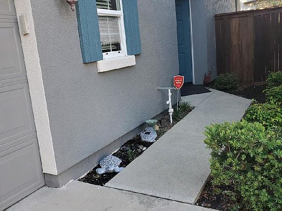 2nd image of 9061 Cortina Cir