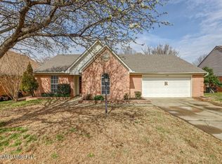 838 Lakemont Dr, Southaven, MS 38672