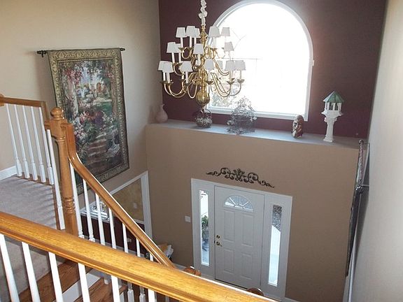 3rd image of 8907 Timbers Pointe Dr E