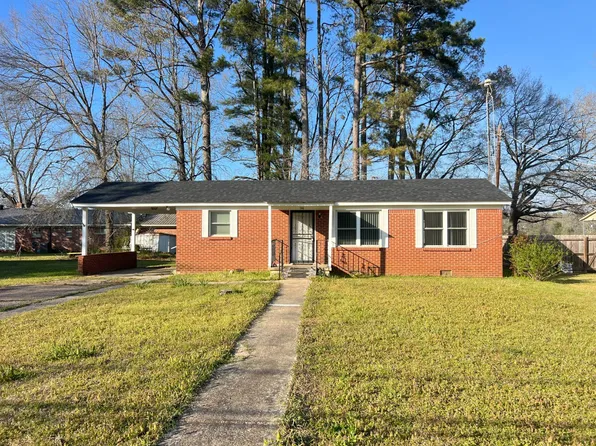 94 Bailey St, Coffeeville, MS 38922
