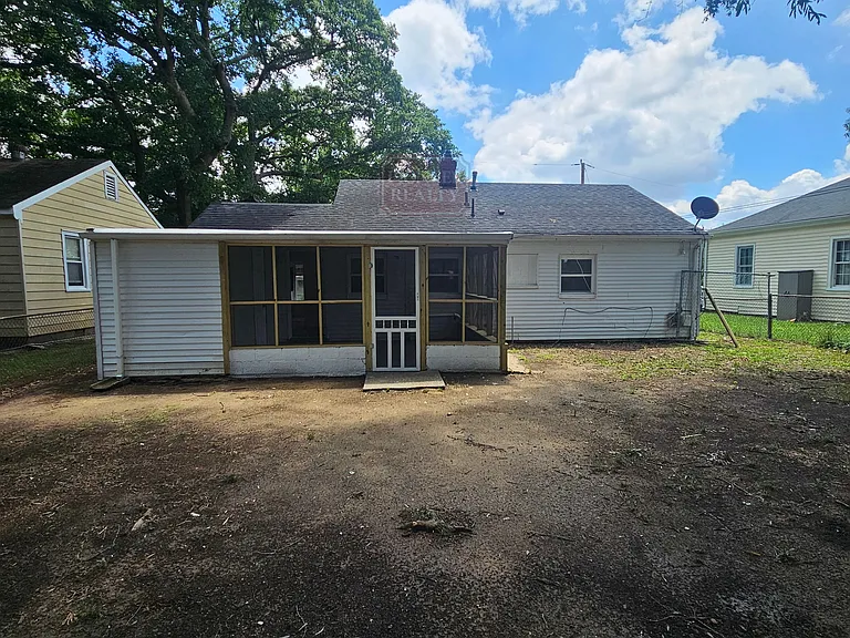 1408 Garber St — Photo 17