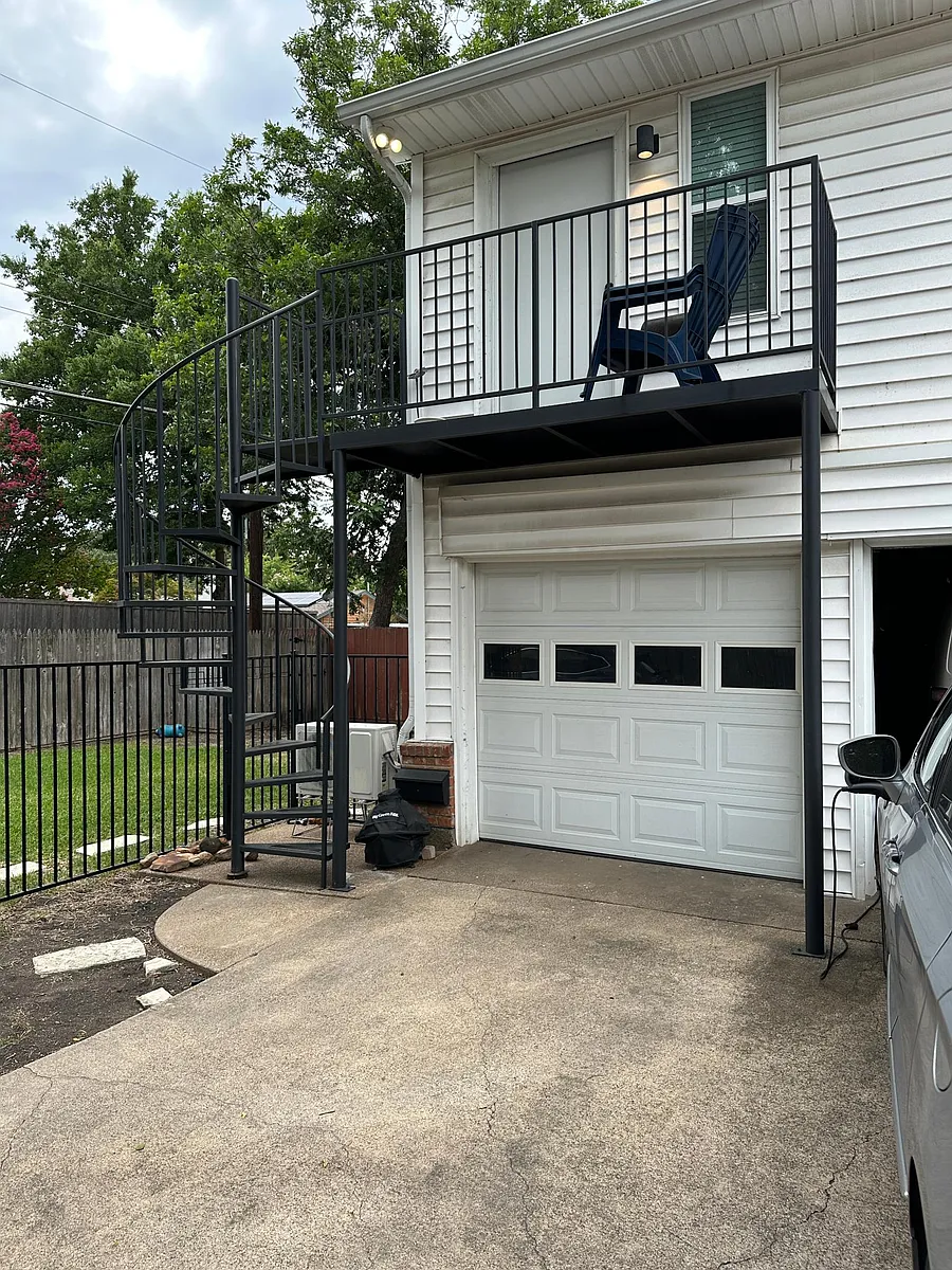 Building Photo - 705 Terryland Dr