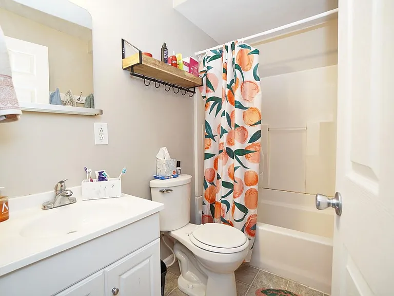 2417 Fairview Ave — Photo 23