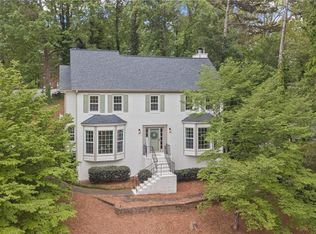 1945 Wenlok Trl NE, Marietta, GA 30066