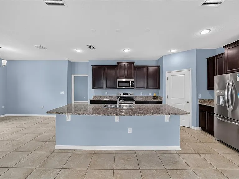 4572 SW 65th Pl — Photo 22