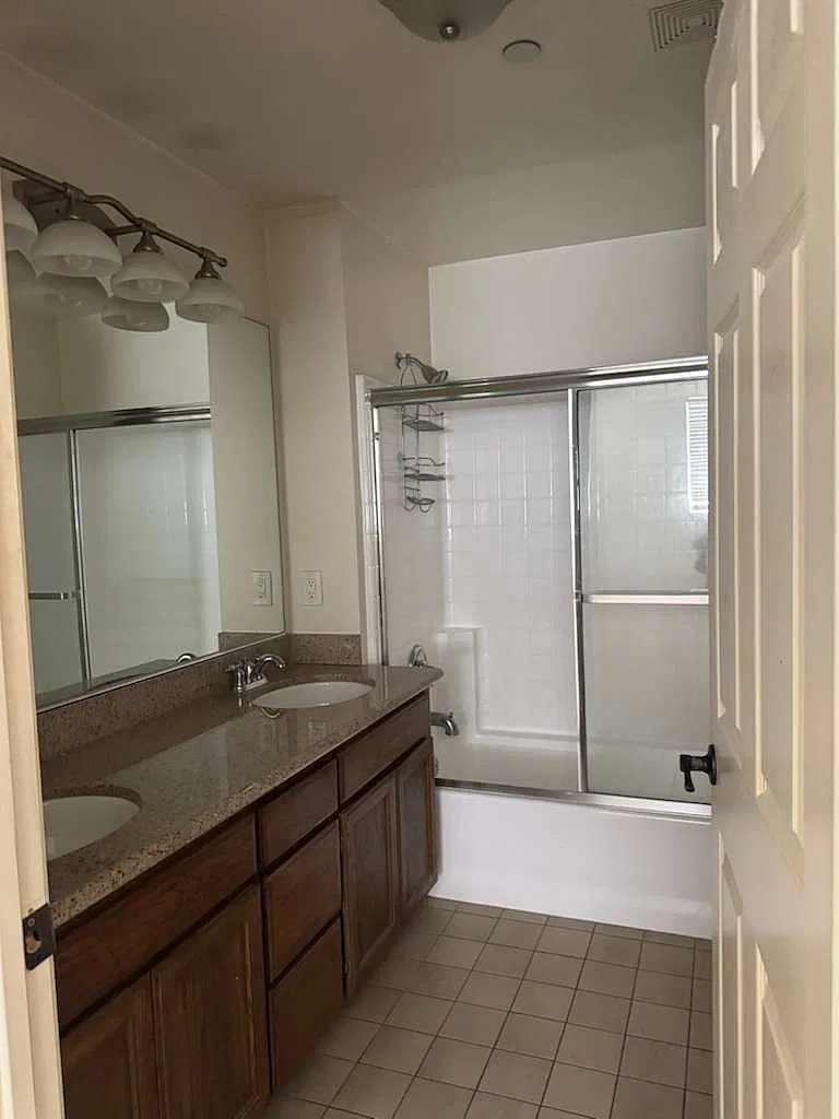 1 bed, 1194 sqft, $2,590 — Photo 3