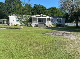 2204 Moonstone Ln, Plant City, FL 33566