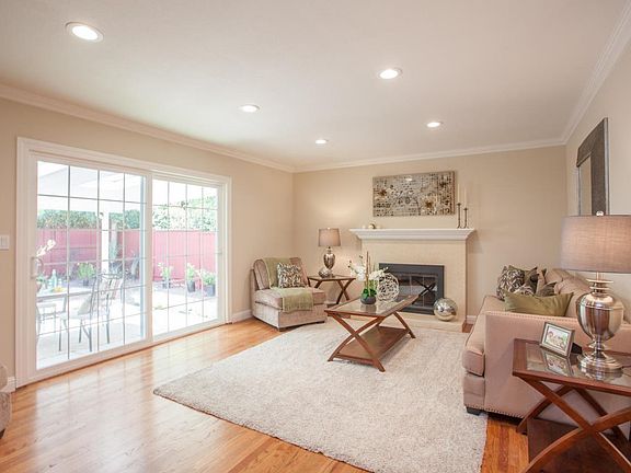 3rd image of 1478 Cameo Dr