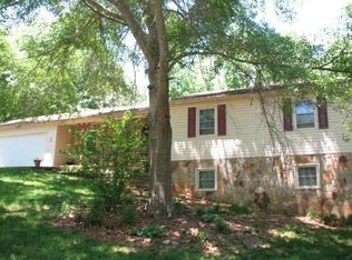 1585 Mill Run Ct, Lawrenceville, GA 30046
