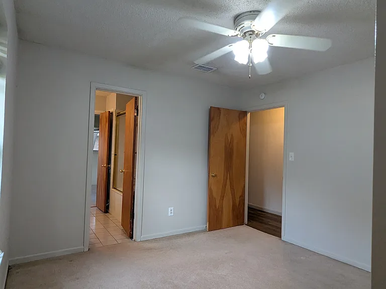 2311 Lange St — Photo 26