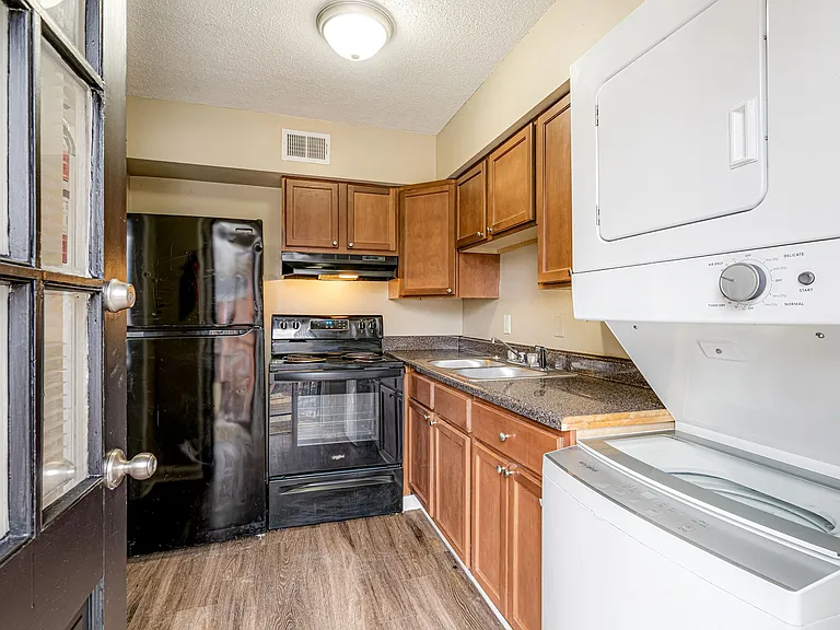 Sherwood Flats — Photo 6