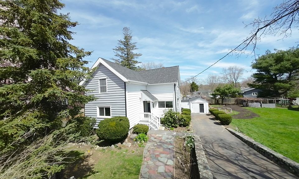 1st image of 251 Essex St