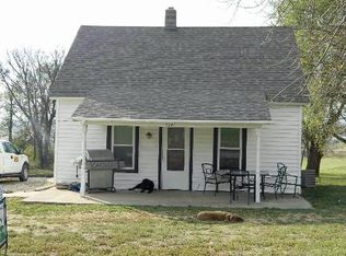 1001 S Benton St, Albany, MO 64402