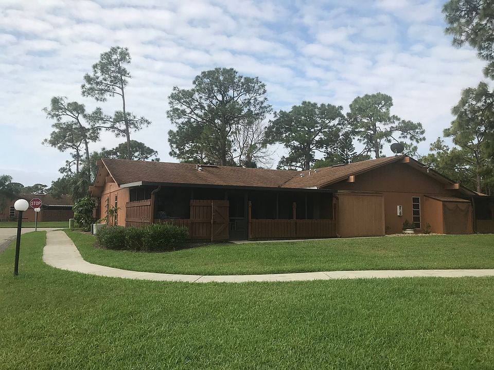 1st image of 5611 Foxlake Dr