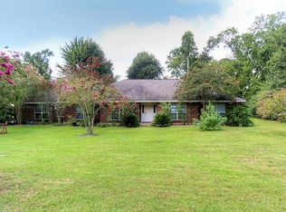 27211 Cherokee Ln, Magnolia, TX 77354