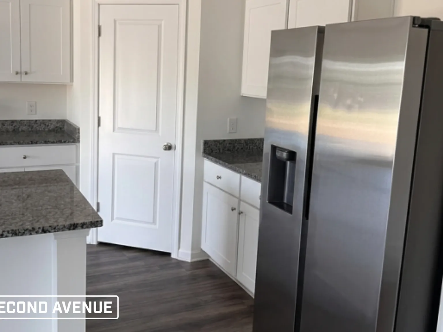 6 bed, 3.0 bath, 2738 sqft, $4,989 — Photo 4