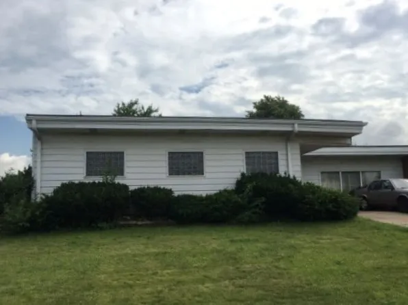 2208 Lithuanica Ave, East Chicago, IN 46312
