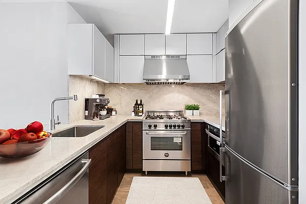 Rented by Greystar | media 2