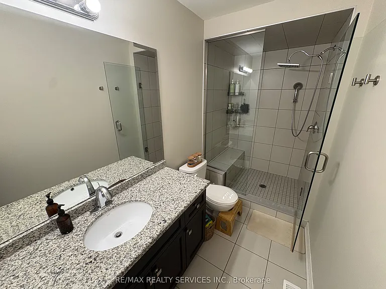 7 Sonoma Valley Cres — Photo 20