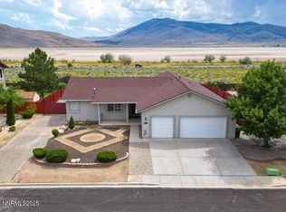18532 Spicer Lake Ct, Reno, NV 89508